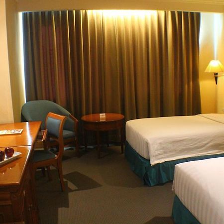 Grand Arkenso Park View Semarang Exterior foto