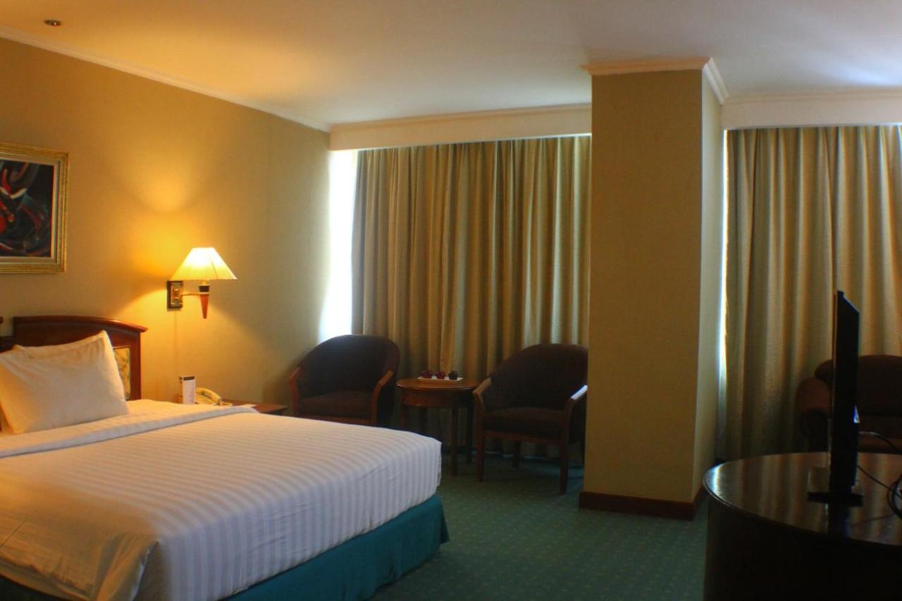 Grand Arkenso Park View Semarang Exterior foto