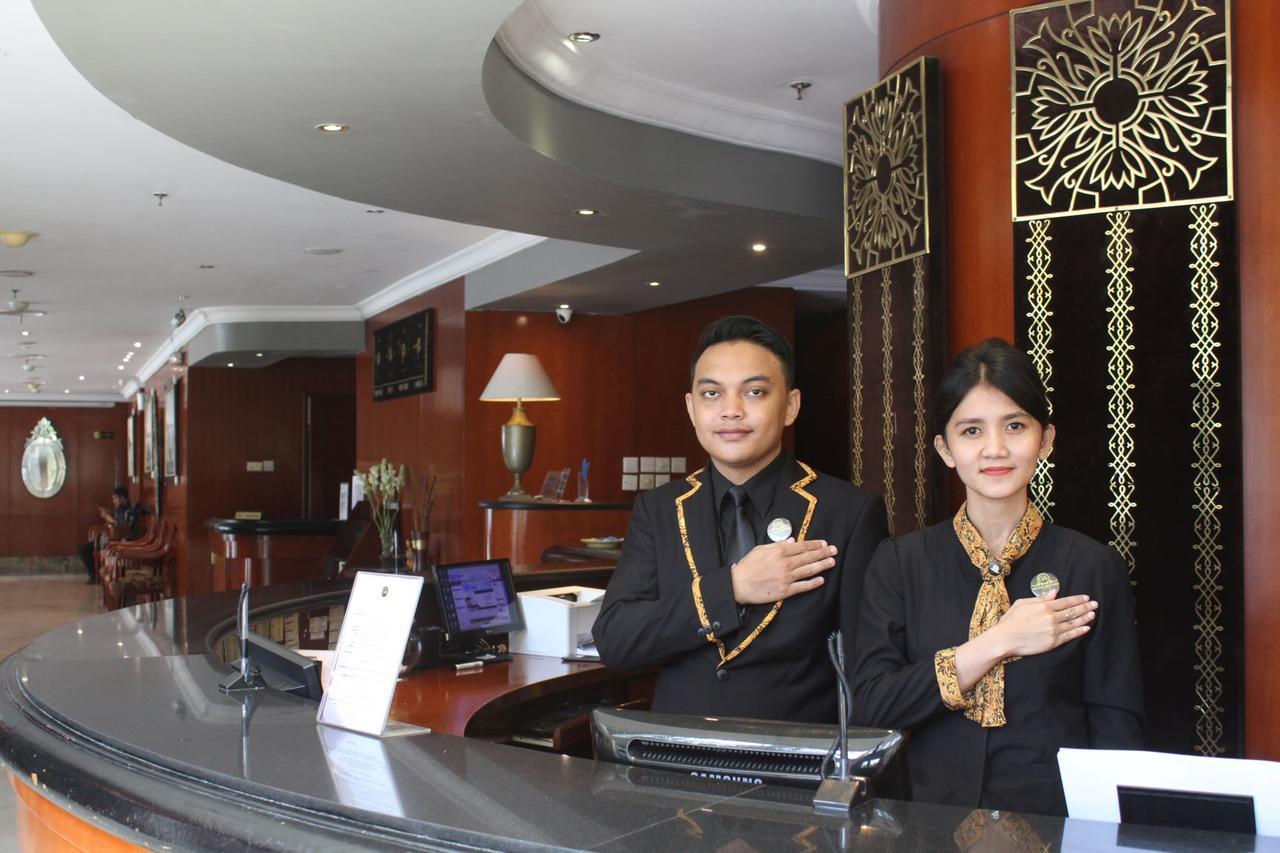 Grand Arkenso Park View Semarang Exterior foto