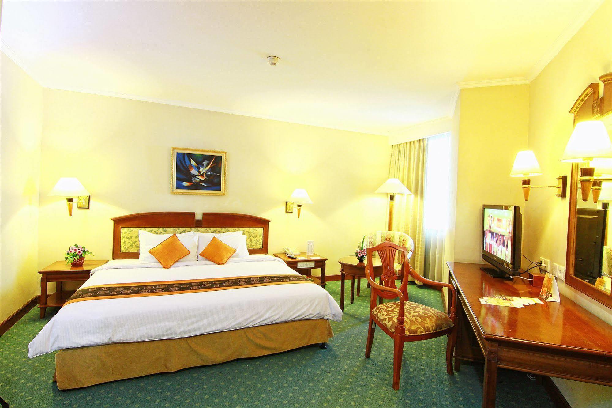 Grand Arkenso Park View Semarang Exterior foto