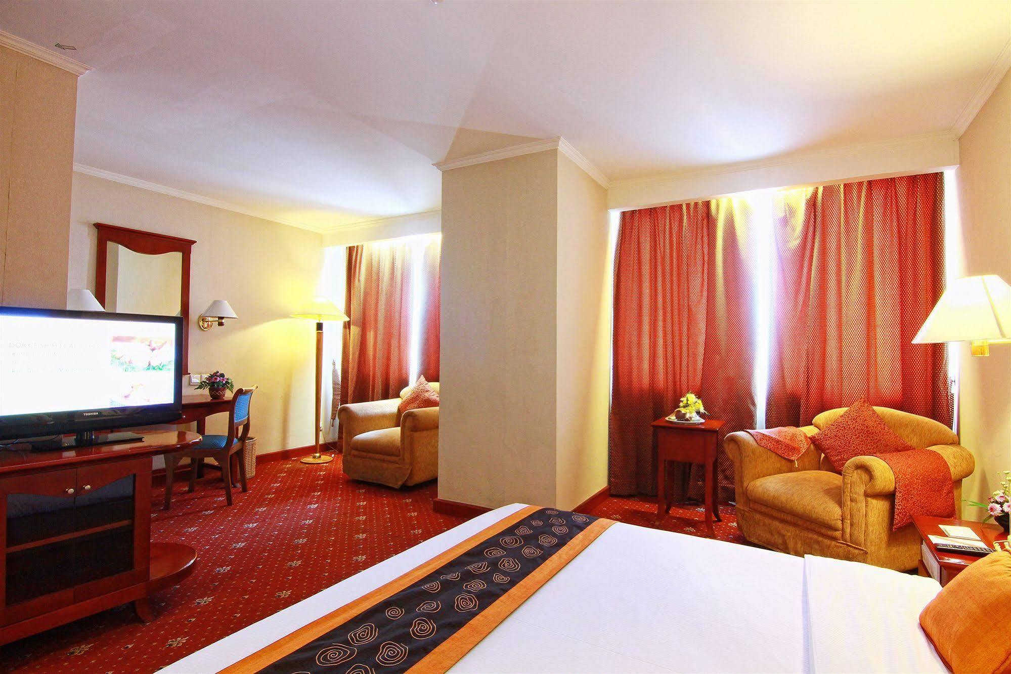 Grand Arkenso Park View Semarang Exterior foto