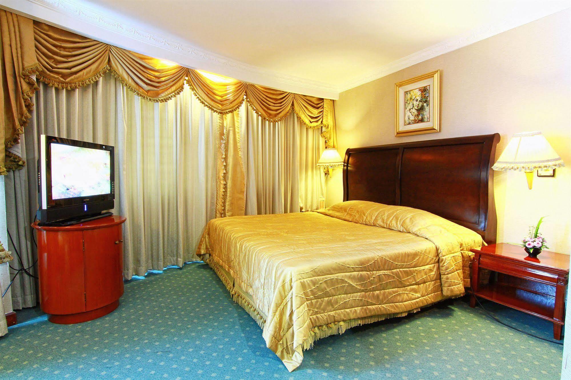 Grand Arkenso Park View Semarang Exterior foto