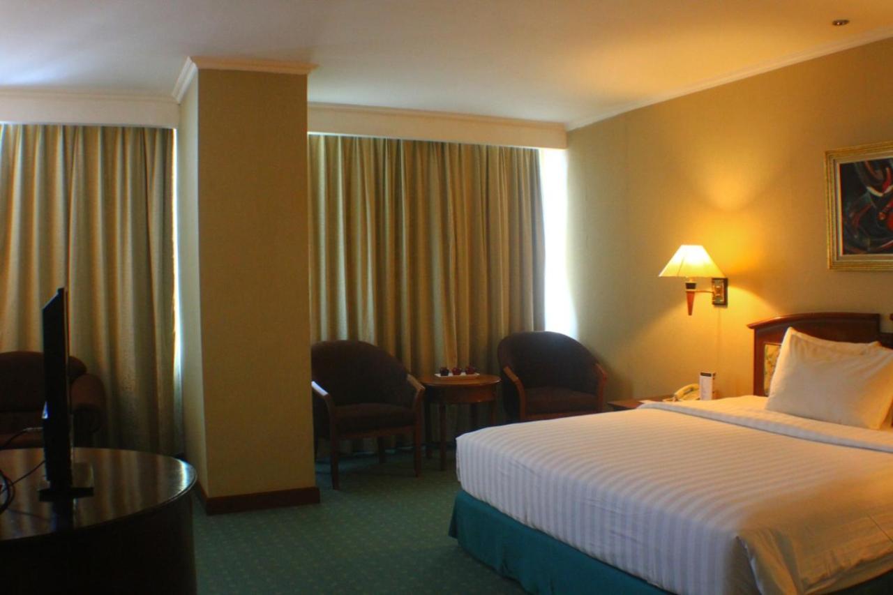 Grand Arkenso Park View Semarang Exterior foto